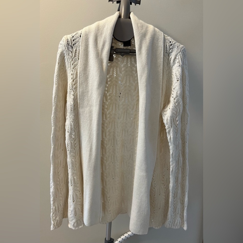 Ann Taylor Petites Women’s Ivory Knit Sweater